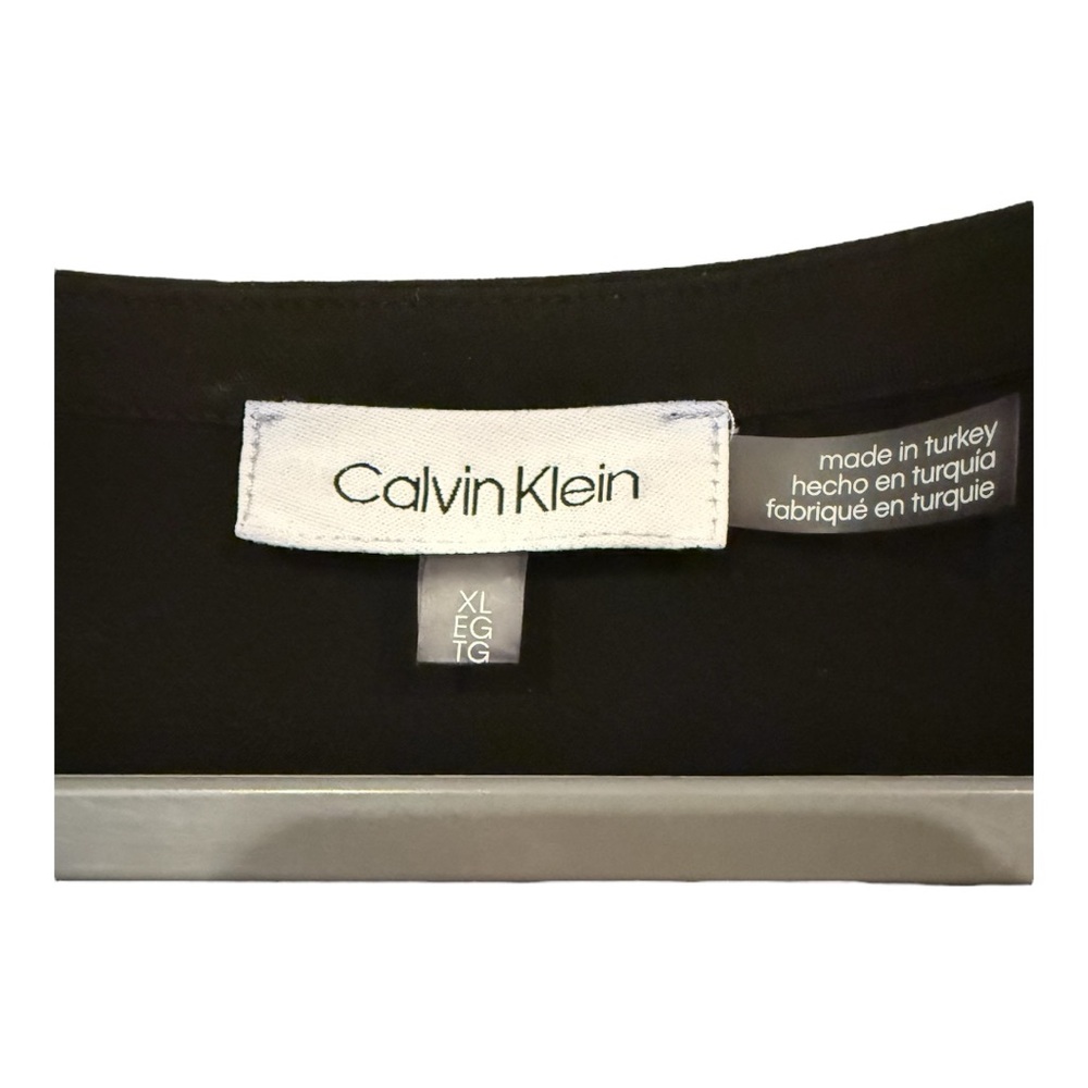 Calvin Klein Black Short Sleeve T-Shirt - Picture 4 of 8